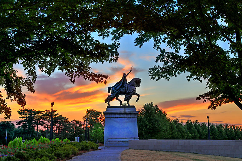 St-louis-statue